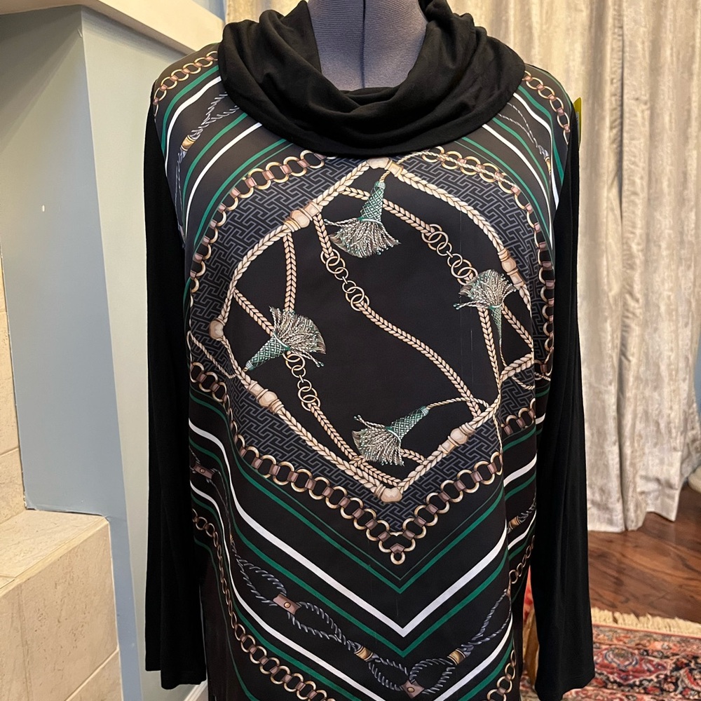 Chicos top size 2